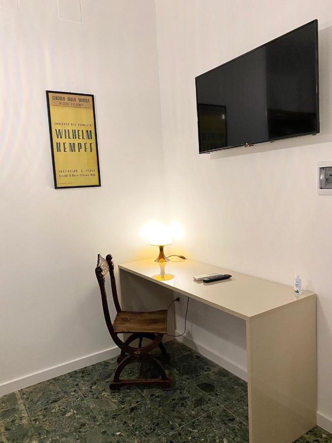 Al Teatro Bed and Breakfast Ρέτζιο ντι Καλάμπρια Εξωτερικό φωτογραφία
