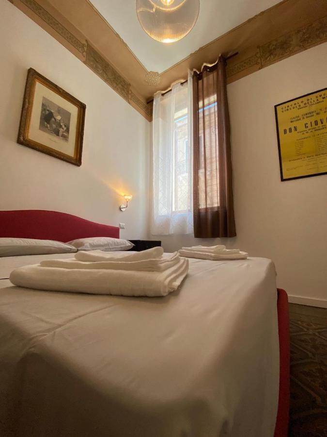 Al Teatro Bed and Breakfast Ρέτζιο ντι Καλάμπρια Εξωτερικό φωτογραφία
